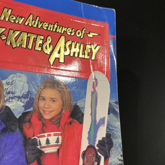 The New Adventures of Mary-Kate & Ashley #14: The Big Scare Mountain Mystery - Picture 5 of 6